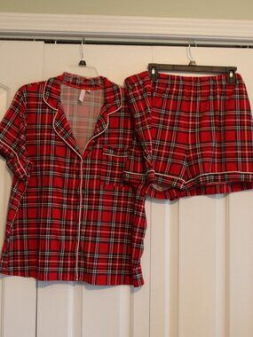 Joyspun Women’s Dreamy Soft Collection Notch Collar Knit Top and Boxer Shorts 2X